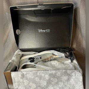 Disney X Also 100th Anniversary Mickey Mouse Silver Sneakers Size 9 NEW